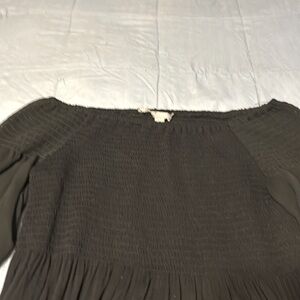 Valerie Stevens little black blouse on or off the shoulder size S